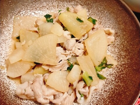 めんつゆだけで美味しい!豚バラ大根